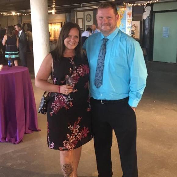 Meet your Posher, Melissa - Picture 1 of 1